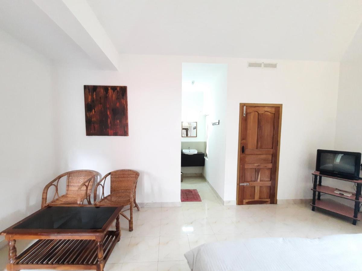 Oriole Homestay Thekkady Exterior photo