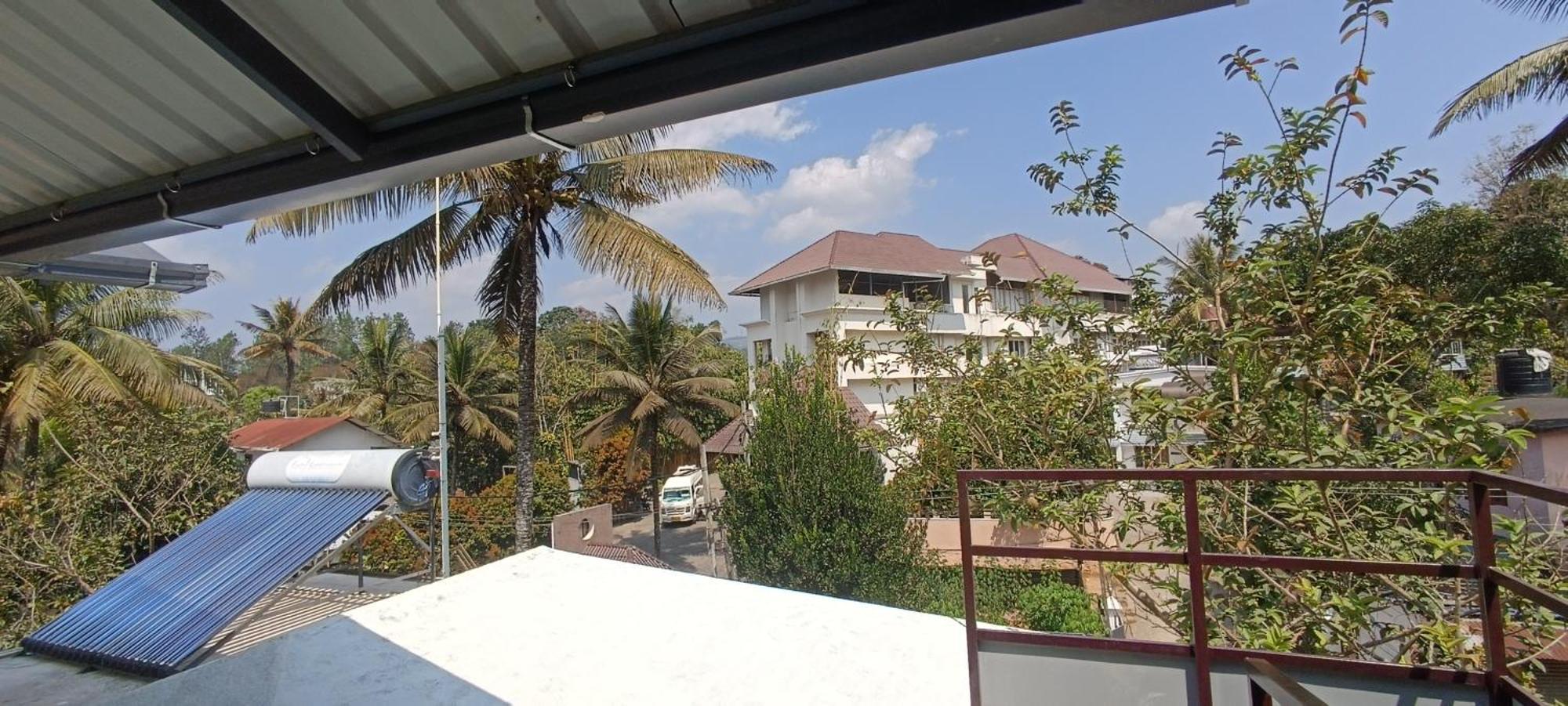 Oriole Homestay Thekkady Exterior photo