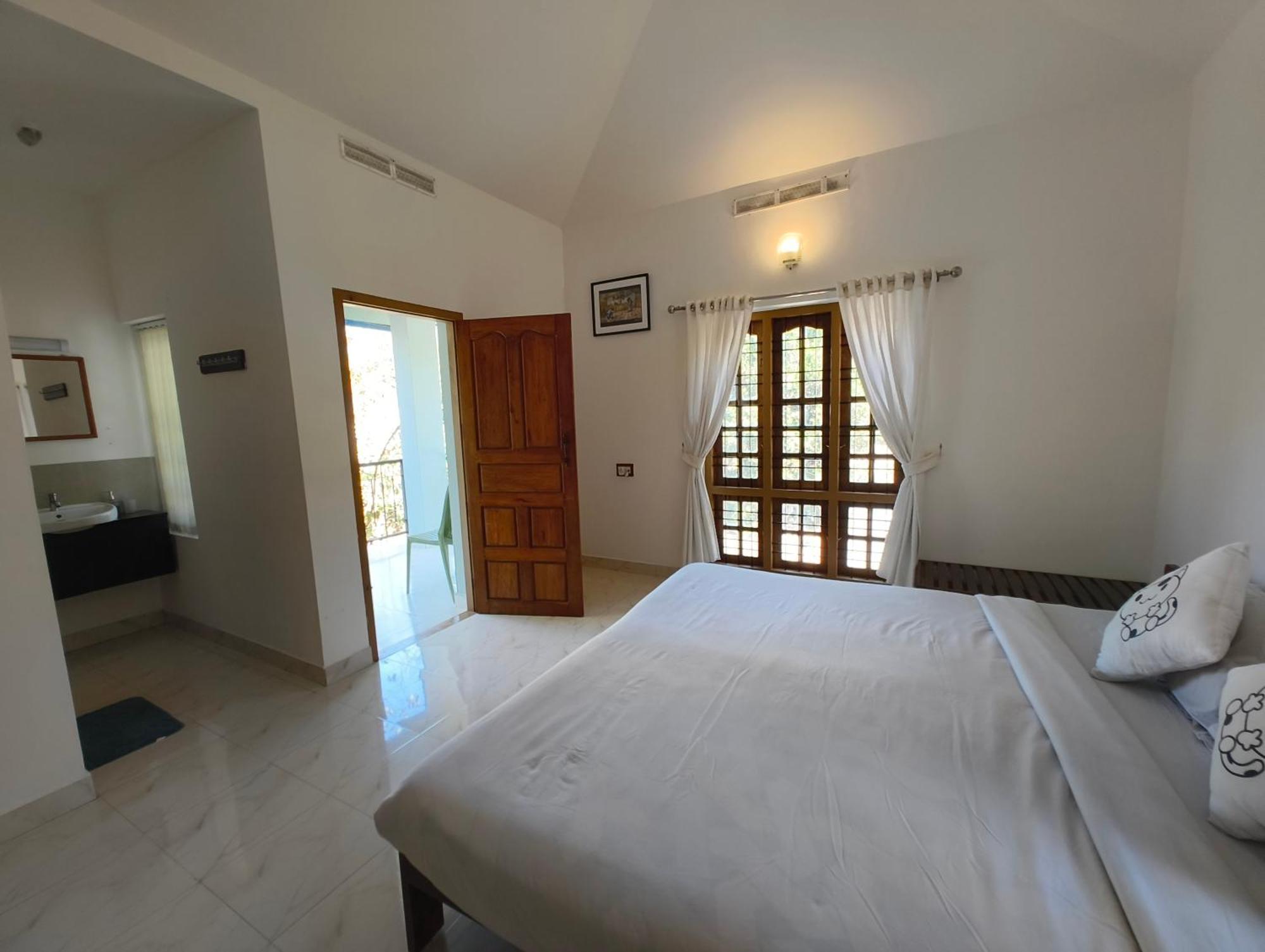 Oriole Homestay Thekkady Exterior photo